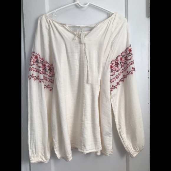 NWT Embroidery Tie-Neck Blouse - Picture 1 of 8